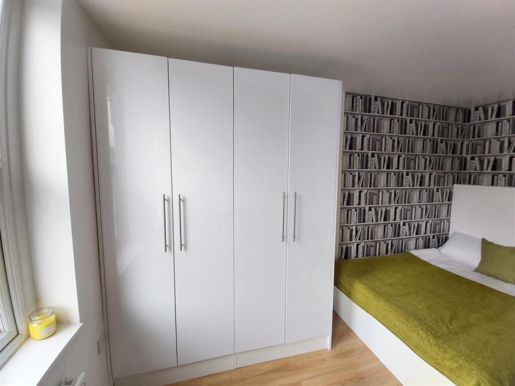 Additional image 5 of Tiverton Road