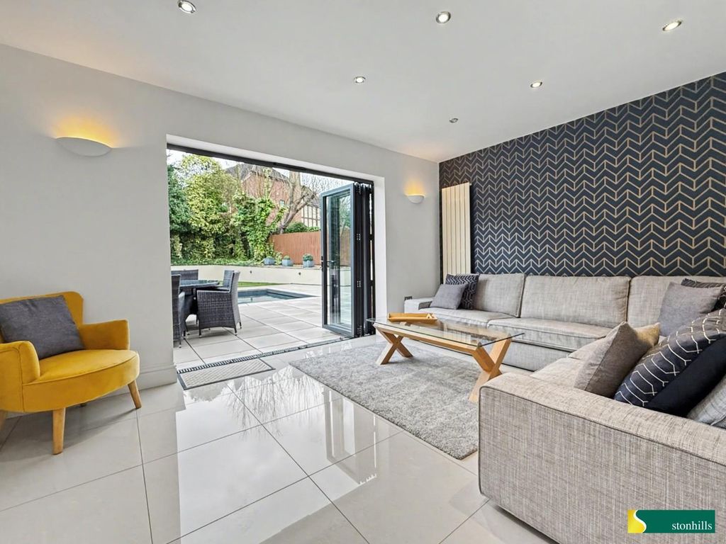 Additional image 8 of 6 bed detached house for saleShoal Creek, Collingtree Park, Northampton NN4