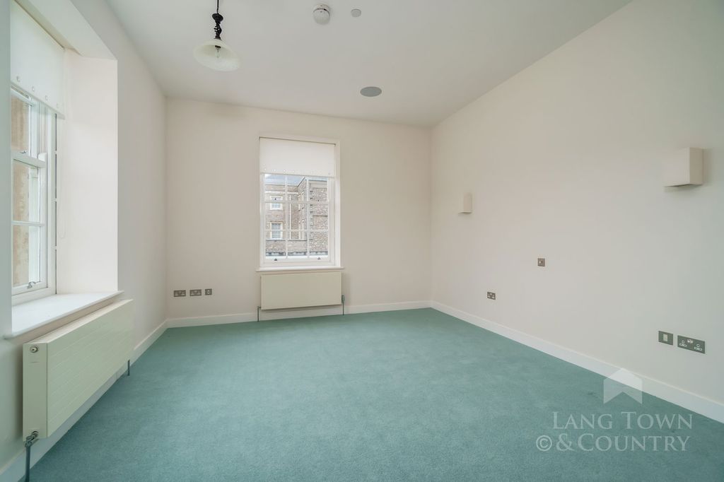 Additional image 15 of 3 bed flat for saleCraigie Drive, Stonehouse, Plymouth PL1