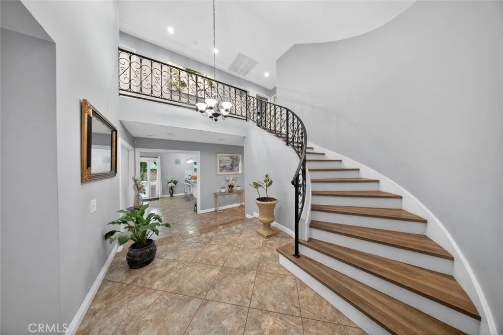 Additional image 11 of 25047 Avenida Balita, Valencia, CA 91355