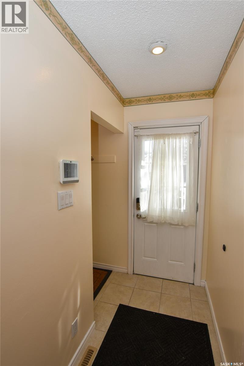 Additional image 2 of 25 Mclellan Avenue, Saskatoon, SK, S7H3K7