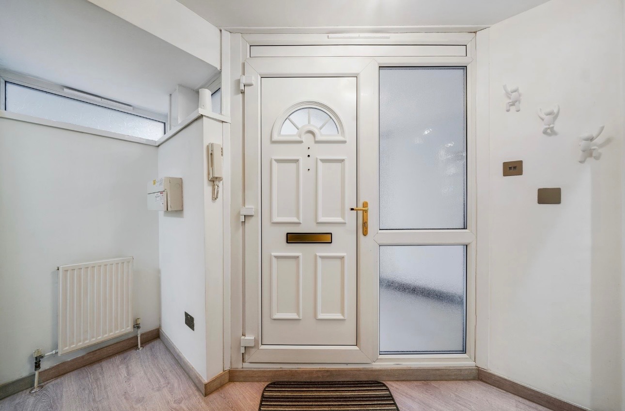 Additional image 9 of 3 Bed Flat, Dudley Court, WC2H