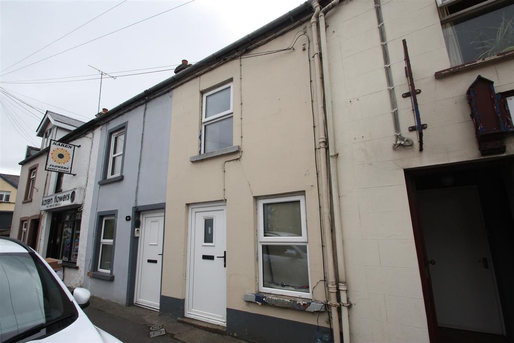 Additional image 5 of 4 bed terraced house for sale22, 24, 26, 28 And 28A Dromore Street, Ballynahich BT24