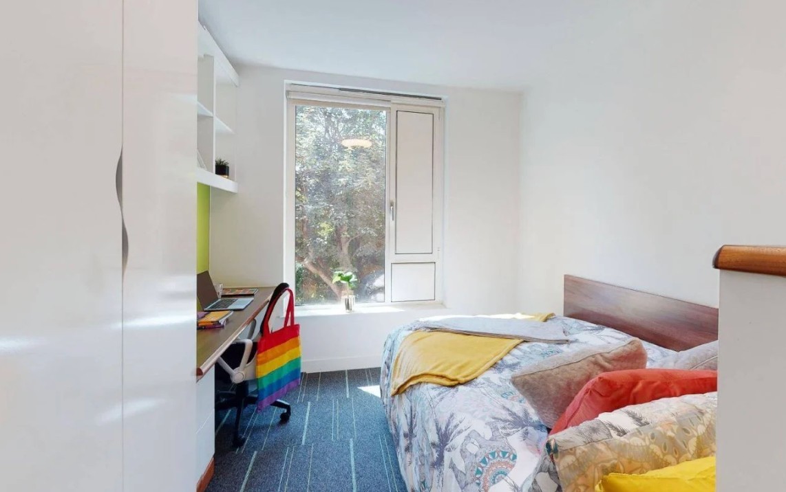 Studio Flat, Garden Halls, WC1H, N1 7GU