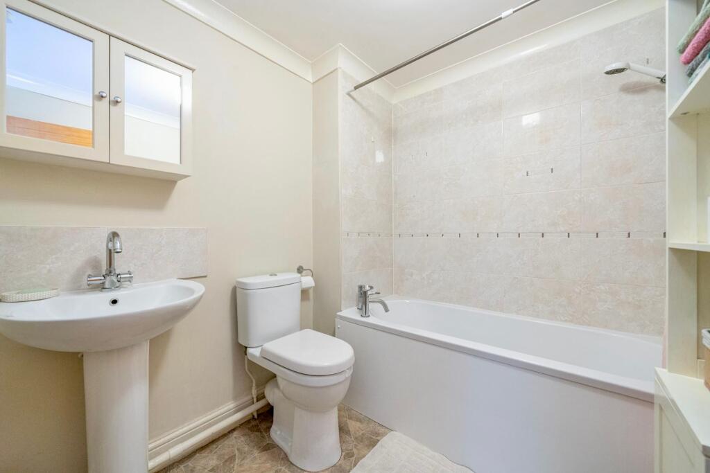 Additional image 12 of High Street, Markyate, AL3