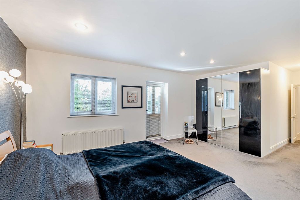 Additional image 13 of 5 bed barn conversion for saleCherry Orton Road, Peterborough PE2