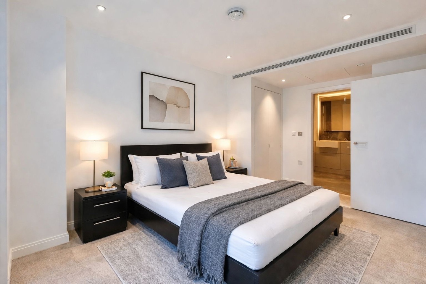 Additional image 4 of 2 Bed Flat, Kennington Lane, SE11, N1 7GU