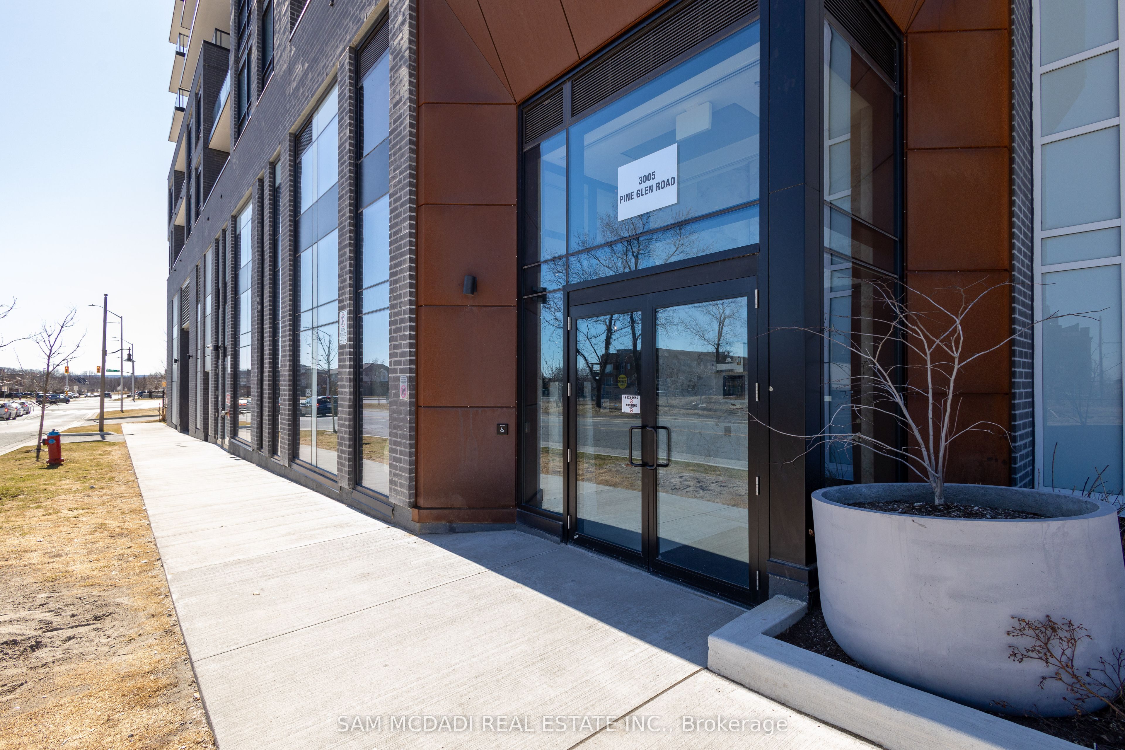 Additional image 2 of 703-3005 Pine Glen Road, Oakville, ON, L6M 5P5