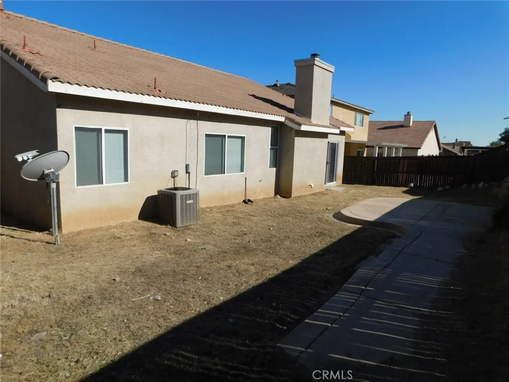 Additional image 4 of 11765 Winewood St, Victorville, CA 92392