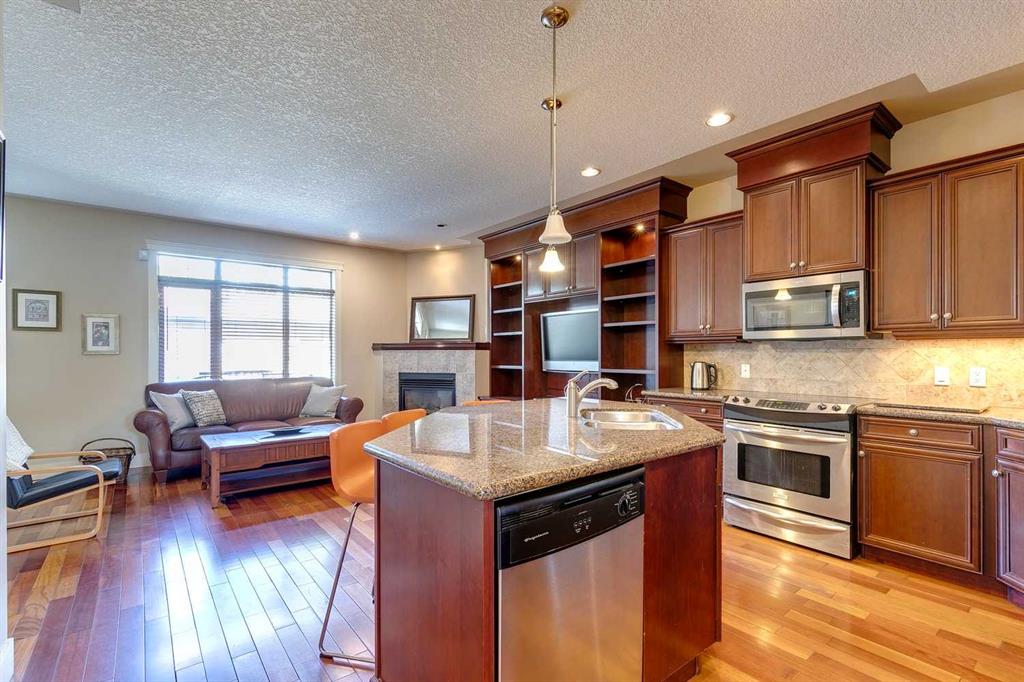 Additional image 6 of 446 18 Avenue NE, Calgary, AB, T2E 1N4