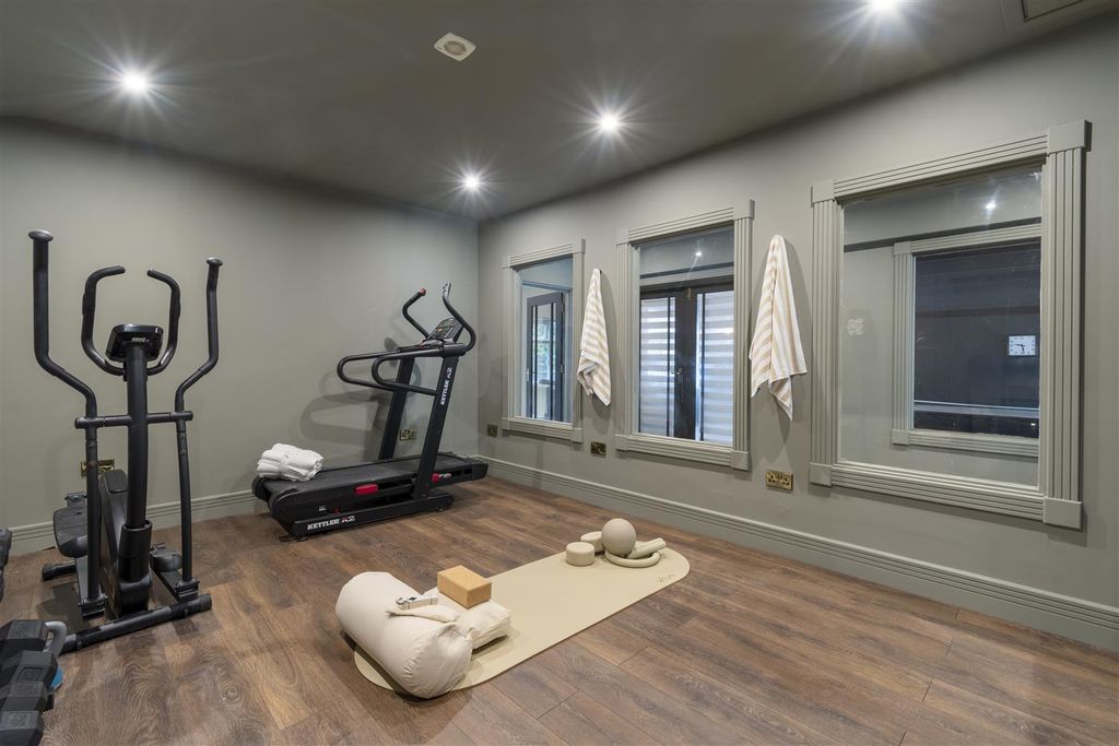 Additional image 87 of 7 bed property for saleLovelace Avenue, Solihull B91