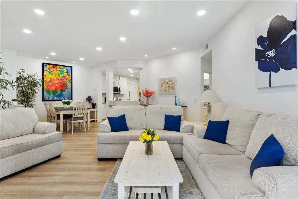 Additional image 36 of 85 Seaborough Unit 44, Newport Beach, CA 92660