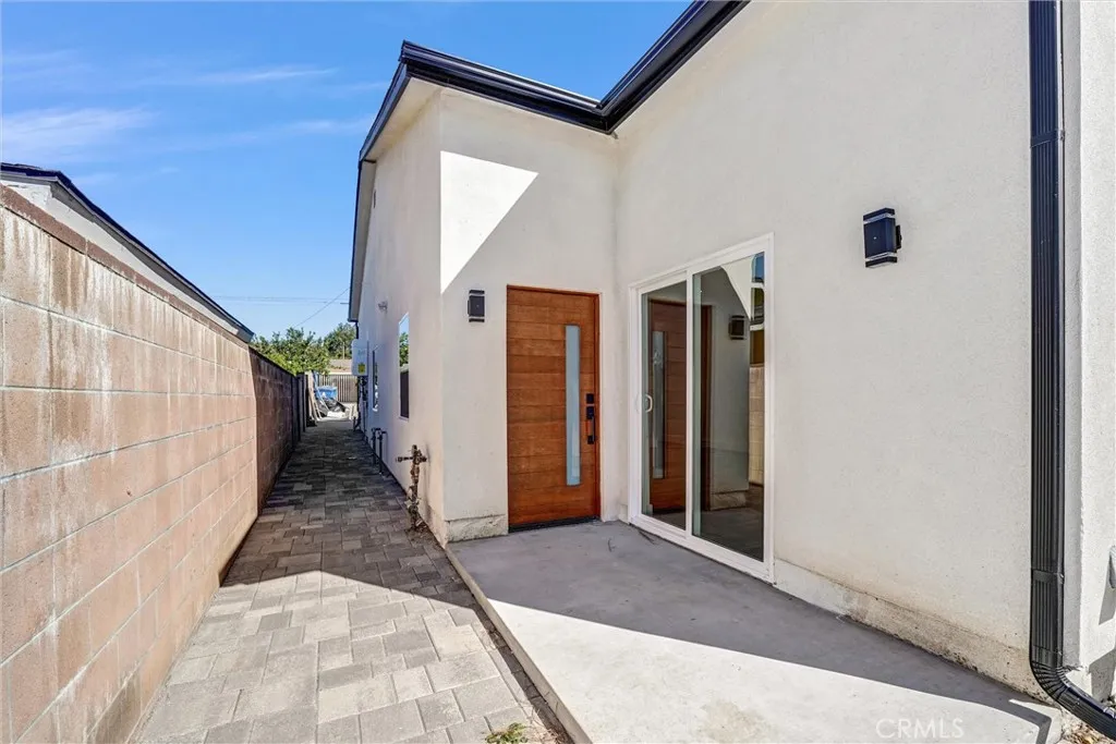 Additional image 22 of 18223 Chatsworth St, Northridge, CA 91326