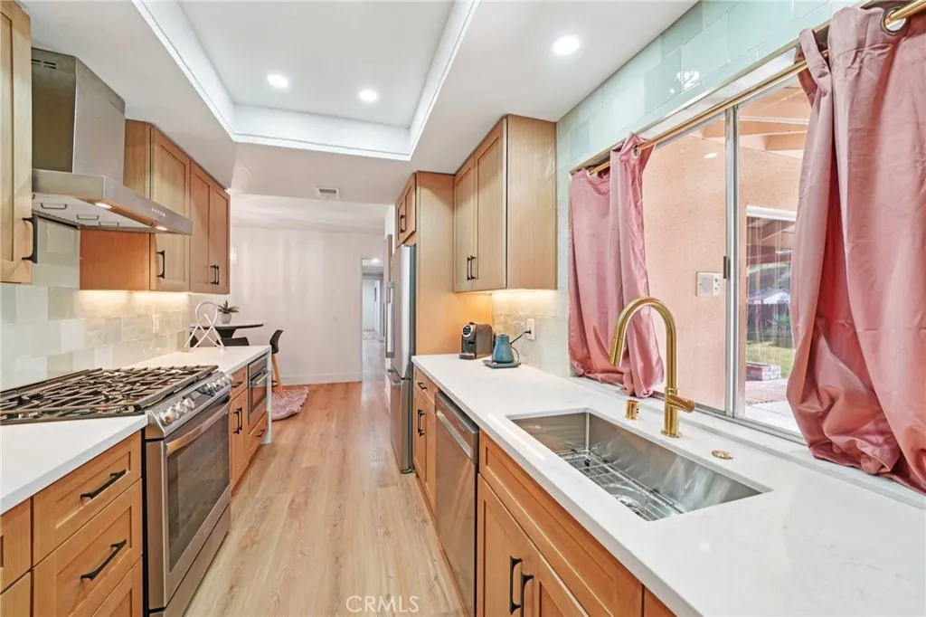 Additional image 18 of 1500 Country Club Dr, Riverside, CA 92506