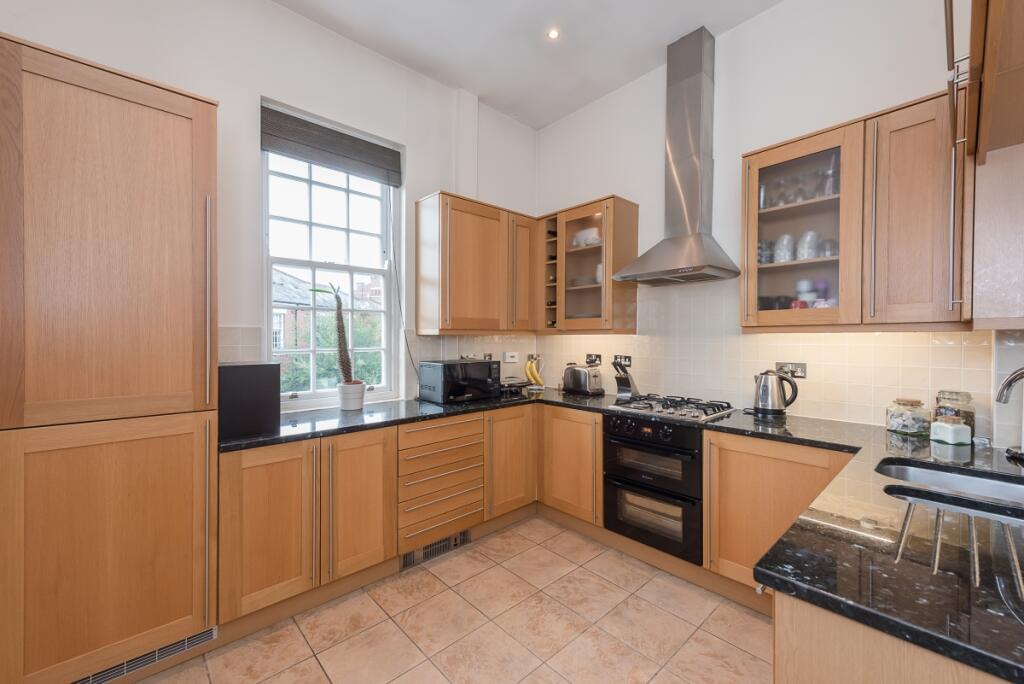 Additional image 12 of Beningfield Drive London Colney AL2