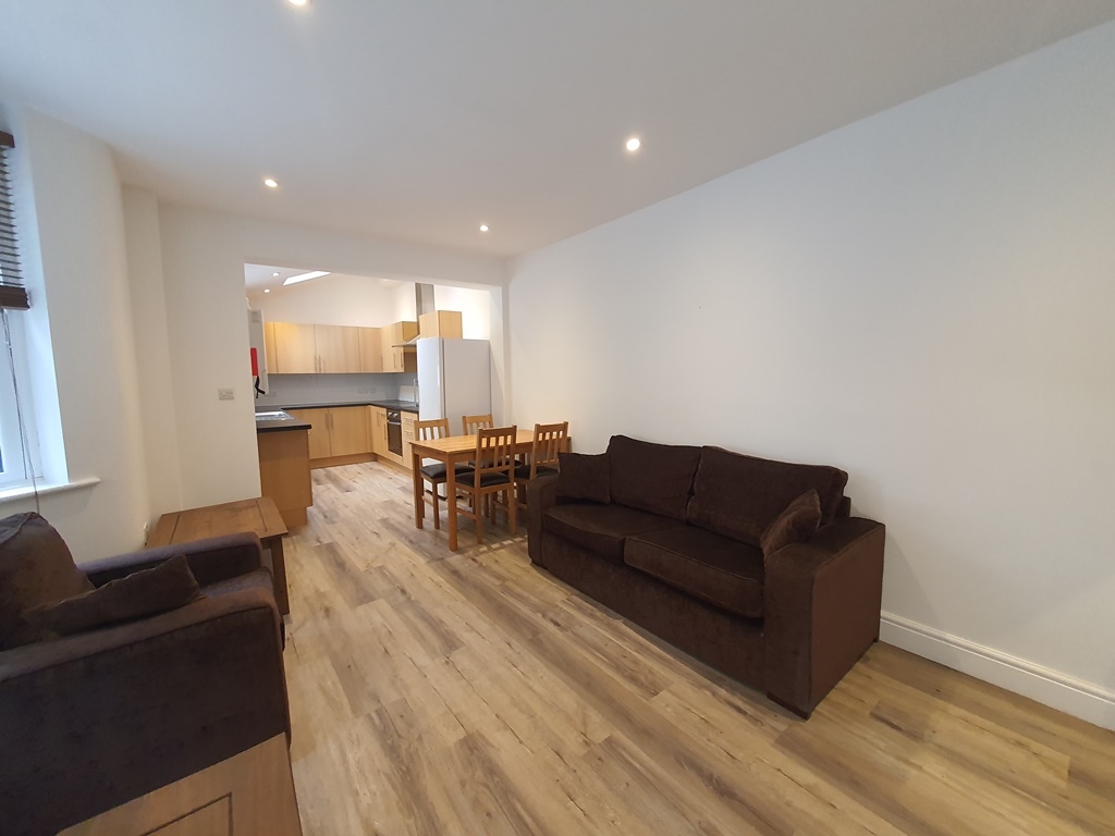 Additional image 10 of 4 Bed Terraced House, Freemantle St, SE17, N1 7GU