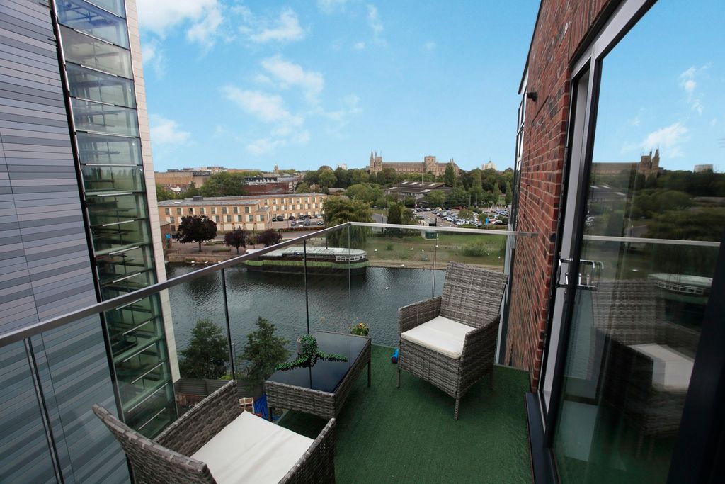 2 bed flat for saleEast Station Road, Fletton Quays, Peterborough, Cambridgeshire PE2