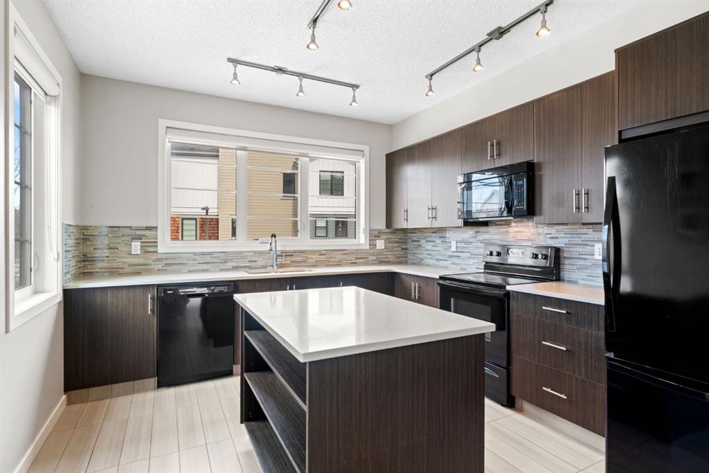 Additional image 4 of 102 Walden Circle SE, Calgary, AB, T2X 0Y4
