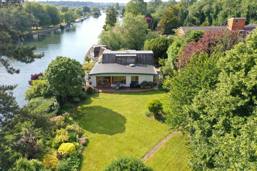 Additional image 2 of 5 bed detached house for saleWargrave Road, Henley-On-Thames RG9