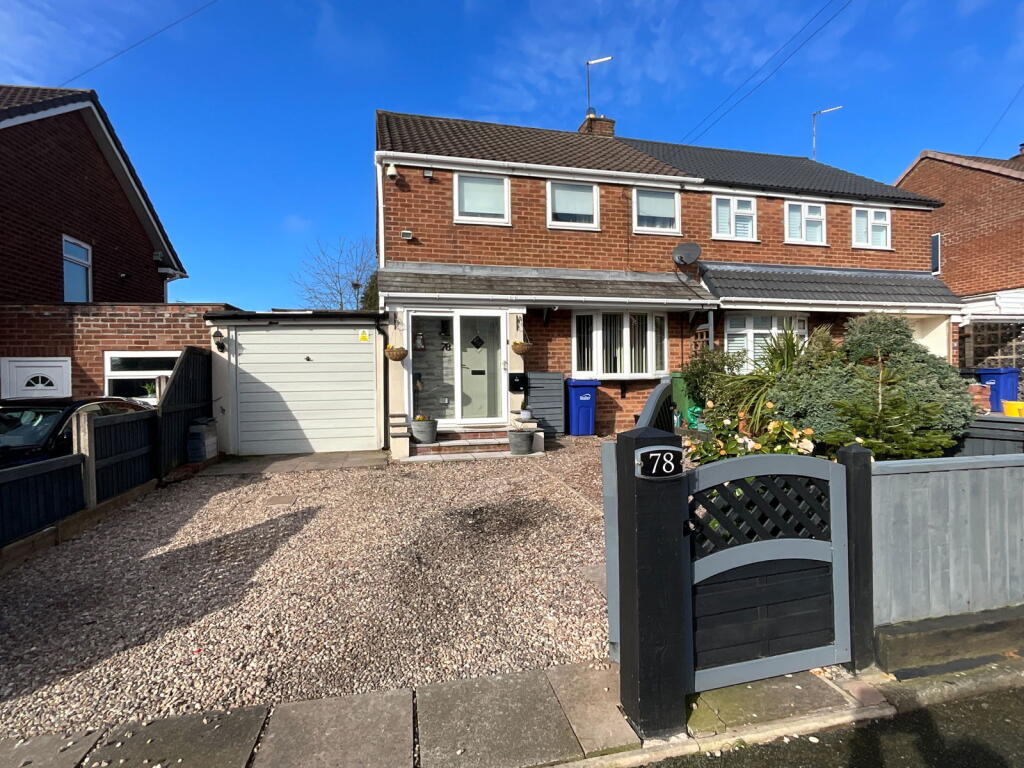 HALESOWEN, Howley Grange Road