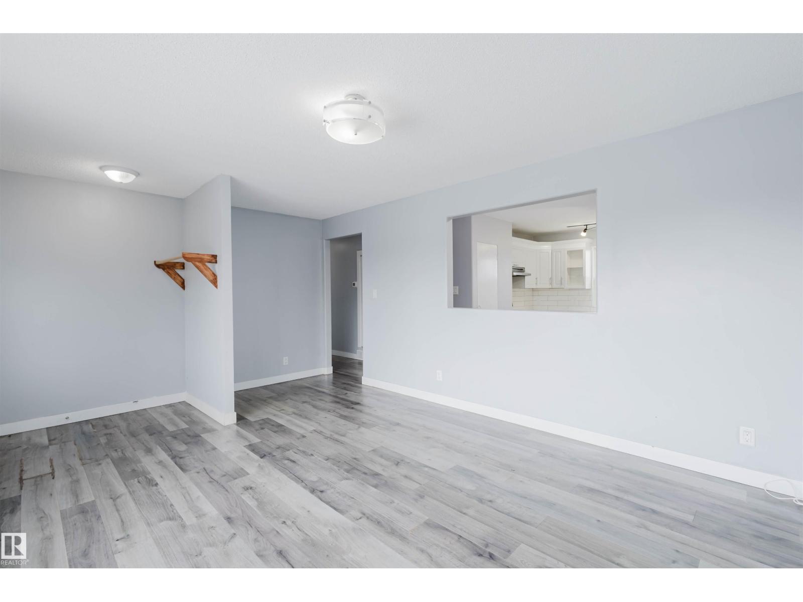 Additional image 4 of 16101 107a Avenue NW, Edmonton, AB, T5P4E2