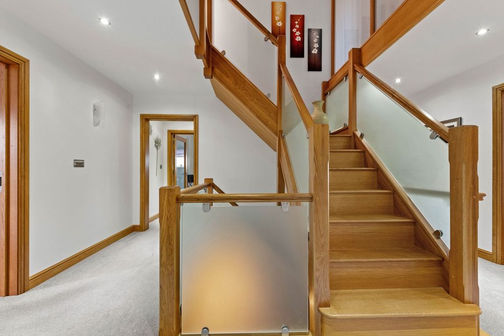 Additional image 13 of 6 bed detached house for saleWythes Lane, Fishtoft PE21