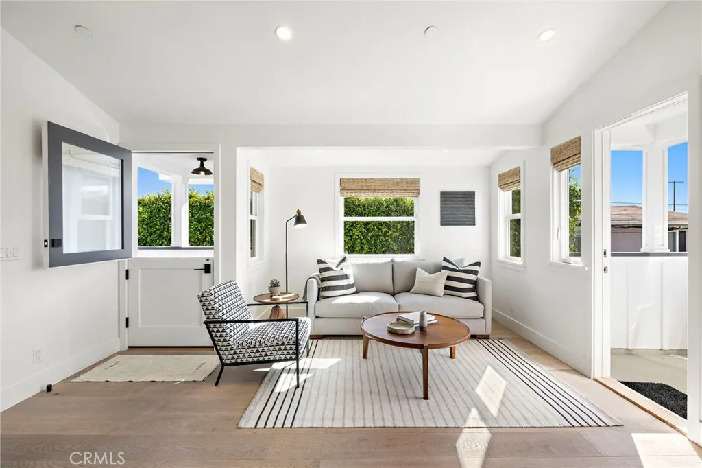 Additional image 2 of 326 Locust, Laguna Beach, CA 92651