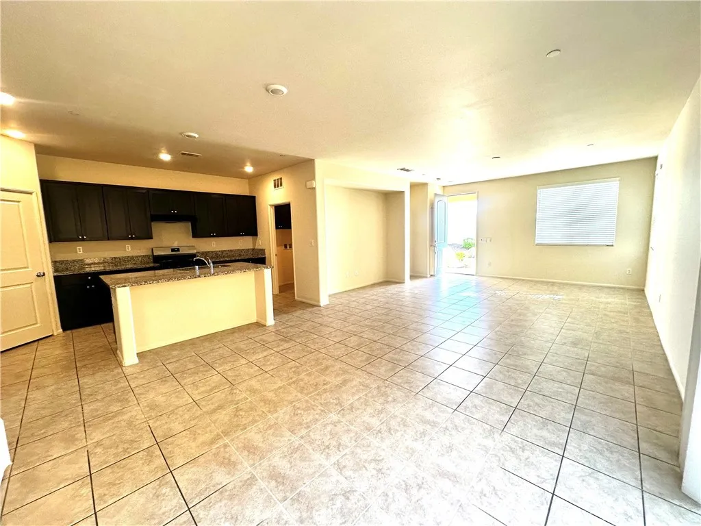 Additional image 4 of 2119 Lavender Ln, Colton, CA 92324