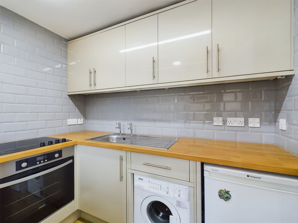 Additional image 19 of 2 bed office for saleOundle Road, Peterborough PE2