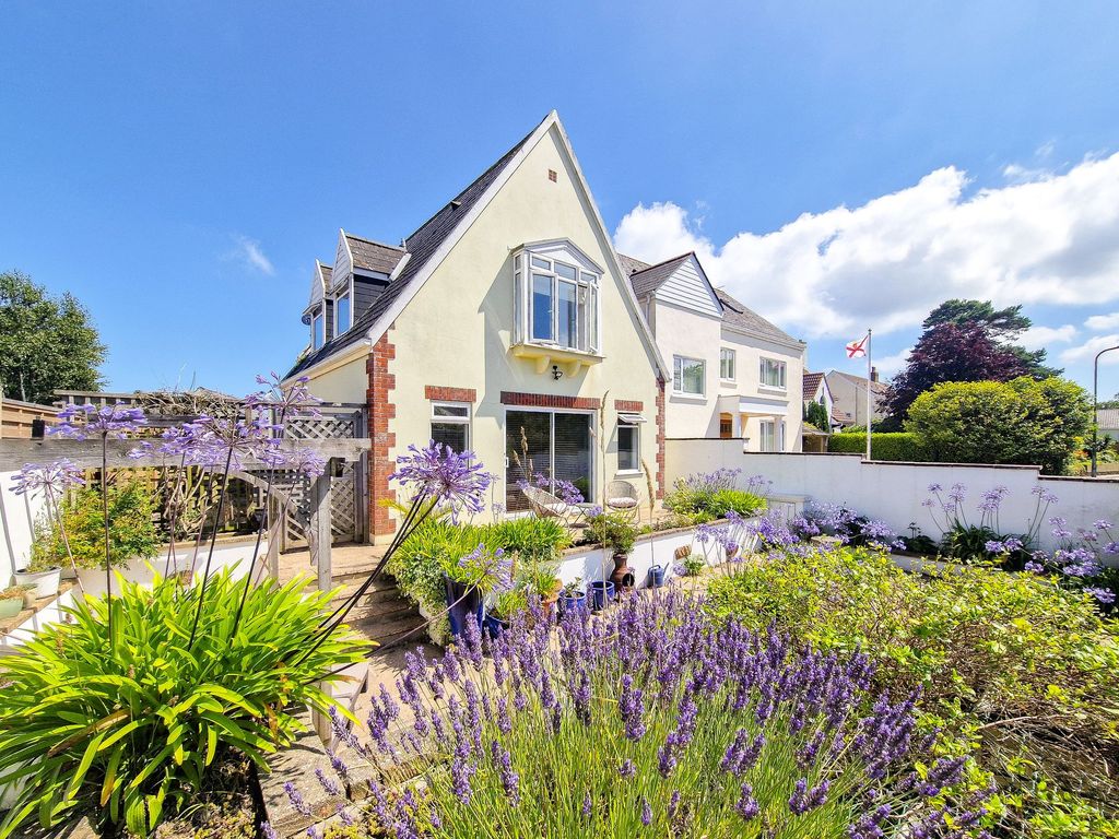 2 bed detached house for saleMorrison House, St Martin JE3