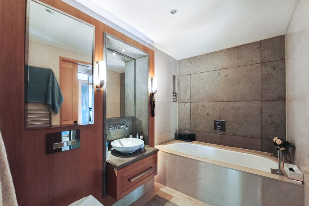 Additional image 3 of 3 Bed Flat, Leighton House, SW1P, N1 7GU