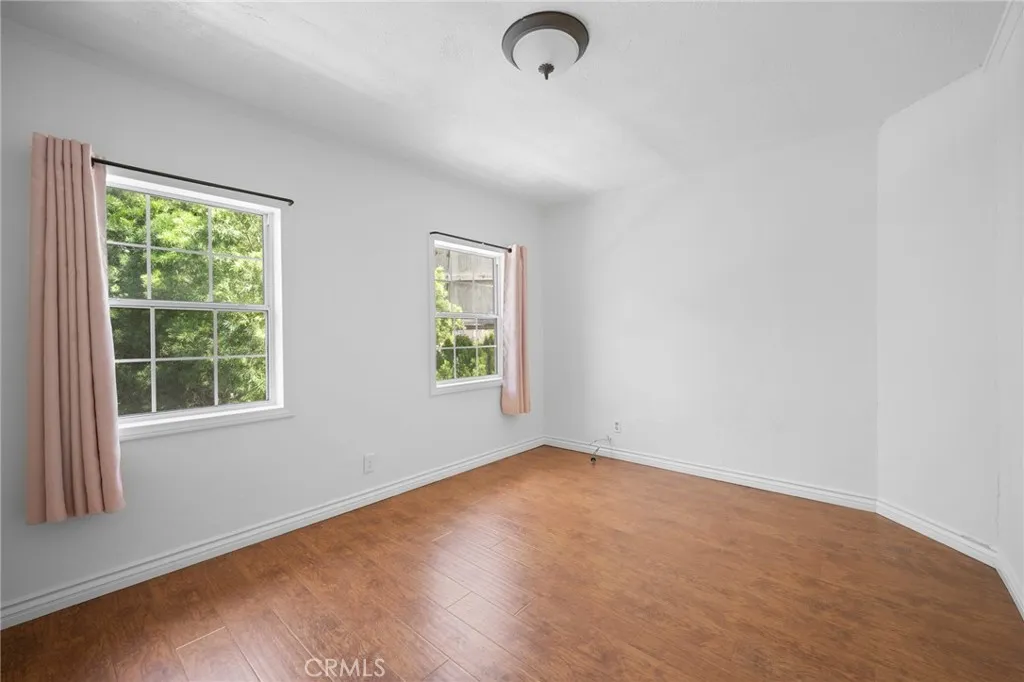 Additional image 64 of 2526 Foothill Boulevard, La Crescenta, CA 91214