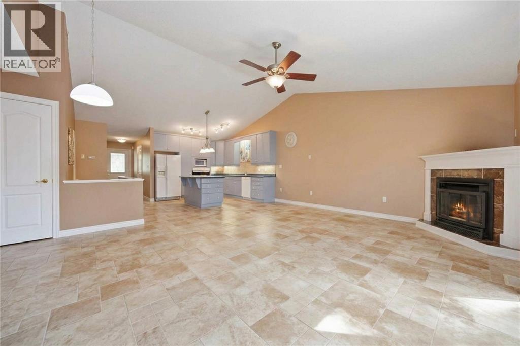Additional image 5 of 207 Cassandra Boulevard, Sarnia, ON, N7S0A3