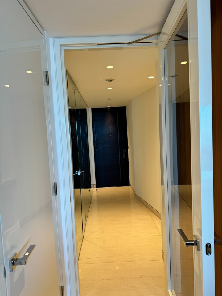 Additional image 3 of 3 Bed Flat, St. George Wharf, SW8, N1 7GU