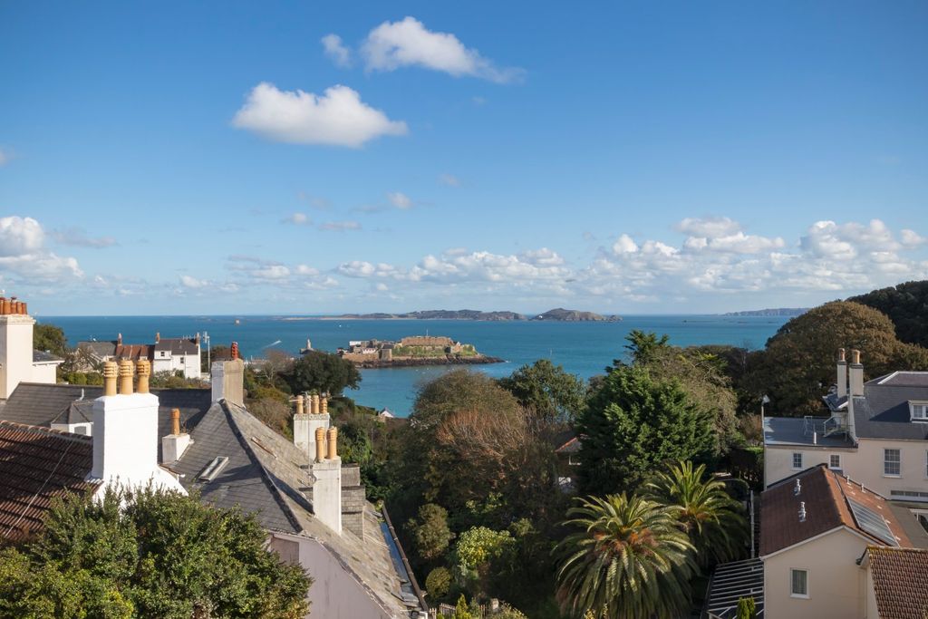 Additional image 2 of 3 bed flat for saleGeorge Road, St. Peter Port, Guernsey GY1