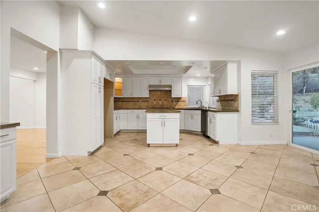 Additional image 87 of 11738 Andasol Avenue, Granada Hills, CA 91344