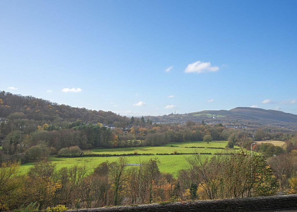 Additional image 12 of 2 bed flat for saleCilfynydd Road, Pontypridd CF37