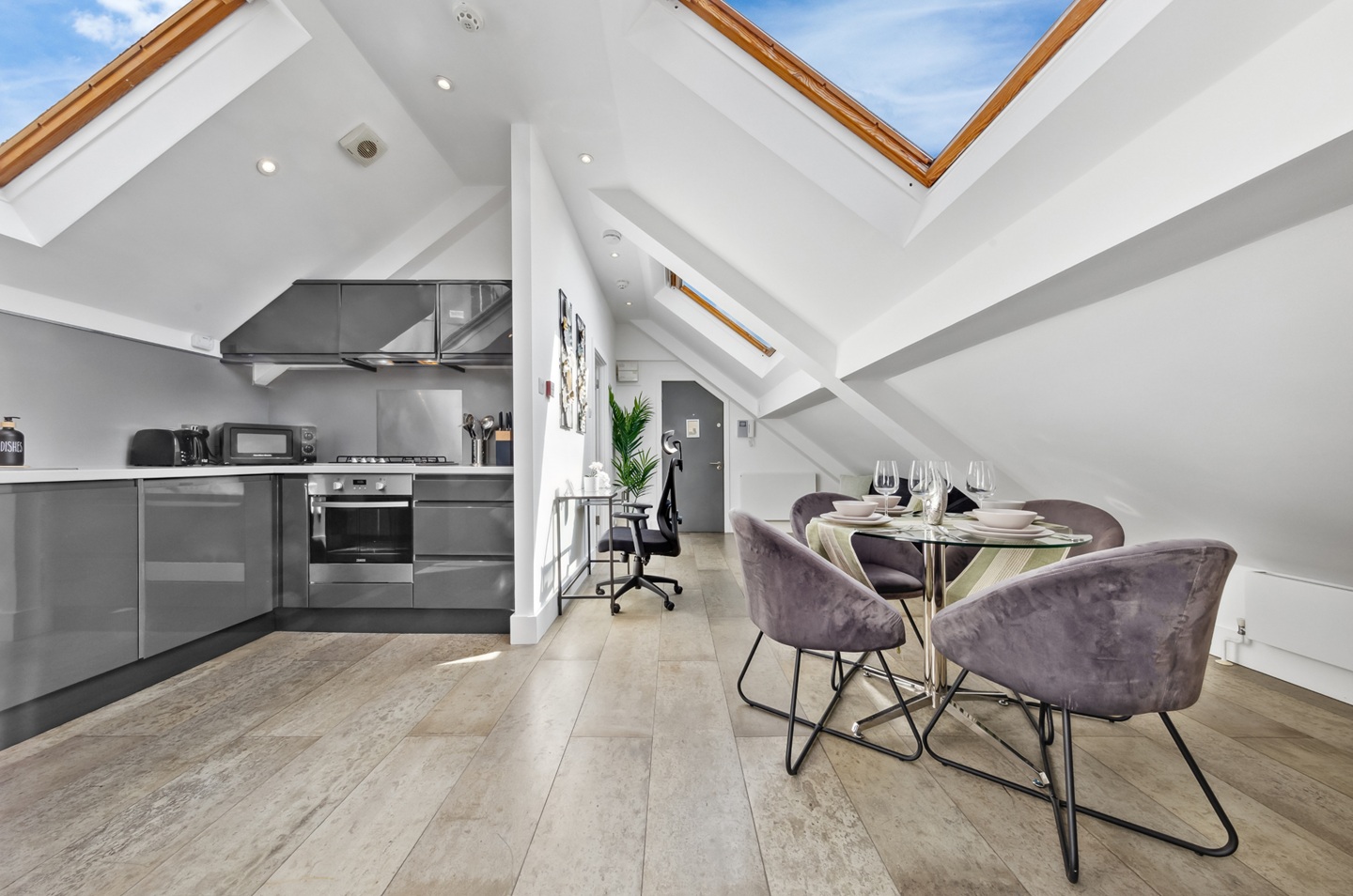 Additional image 25 of Studio Flat, United, EC1V, N1 7GU