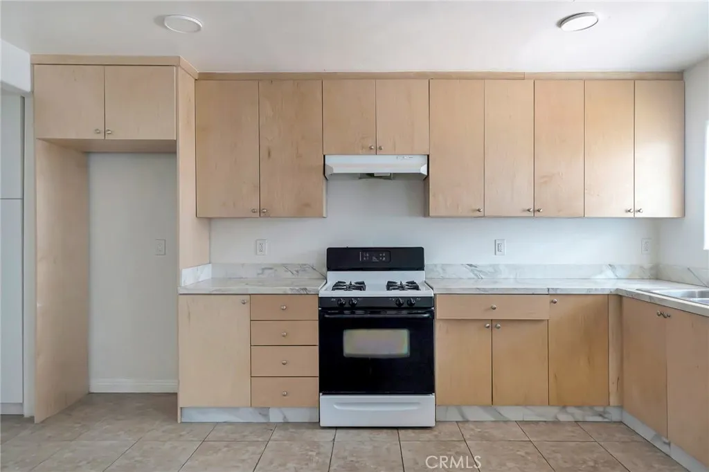 Additional image 36 of 6735 Elmer Unit 9, North Hollywood, CA 91606