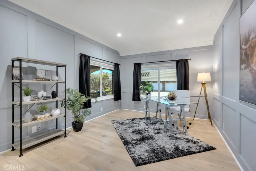 Additional image 28 of 5952 Woodland View Drive, Woodland Hills, CA 91367