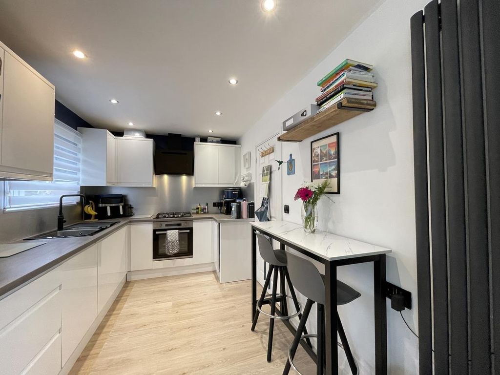 Additional image 3 of 3 bed semi-detached house for saleYealmpstone Close, Plympton, Plymouth PL7