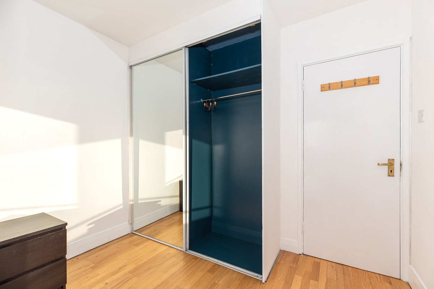 Additional image 8 of 2 Bed Flat, Park South, SW11, N1 7GU