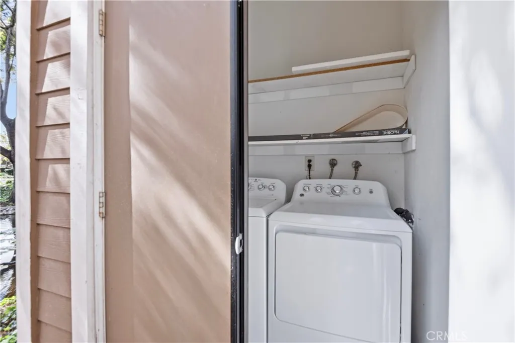 Additional image 32 of 252 Pinview, Irvine, CA 92620