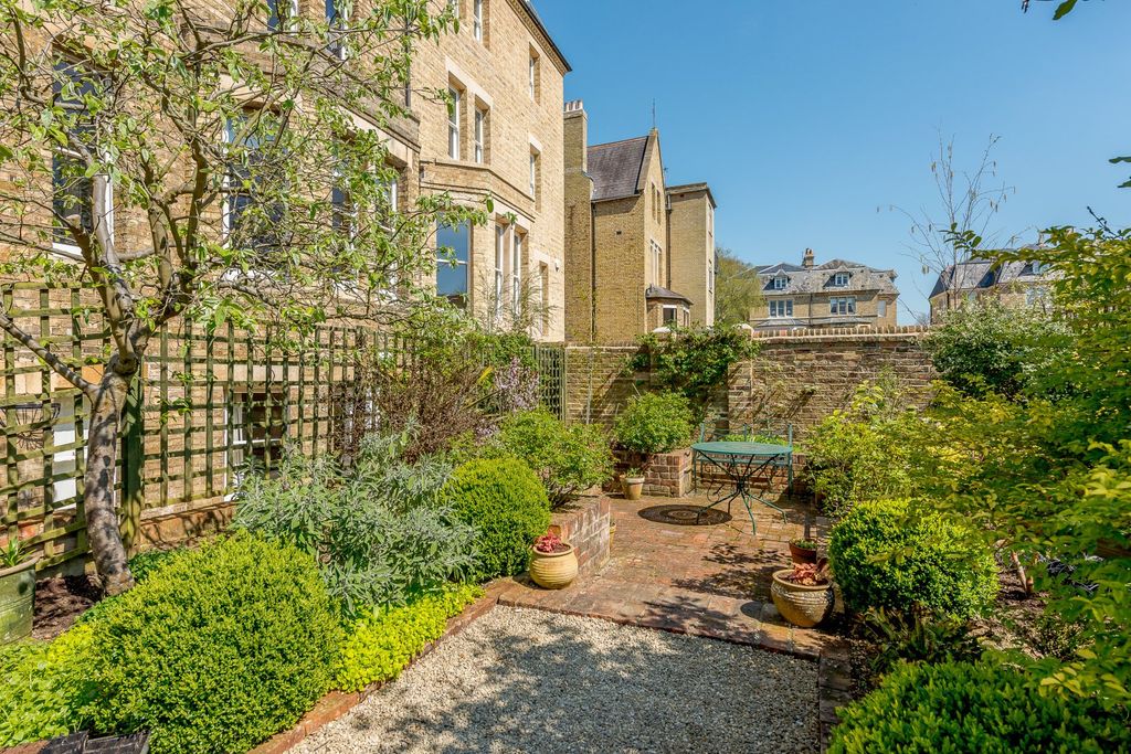 Additional image 13 of 2 bed flat for saleNorham Road, Oxford OX2