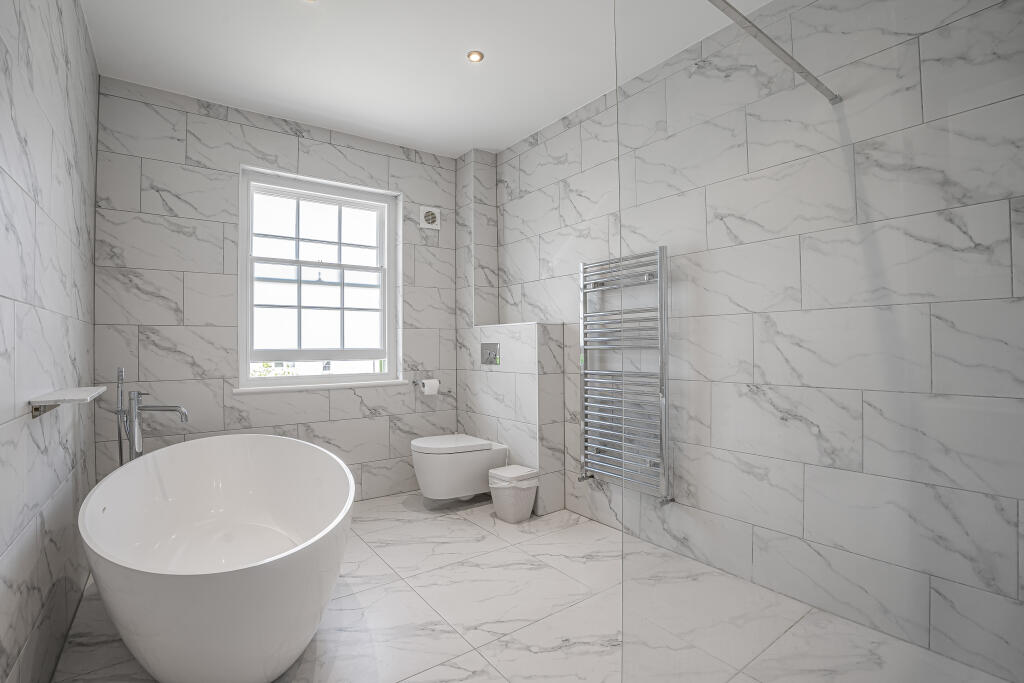 Additional image 17 of St. Bernards Road, St. Albans, Hertfordshire, AL3