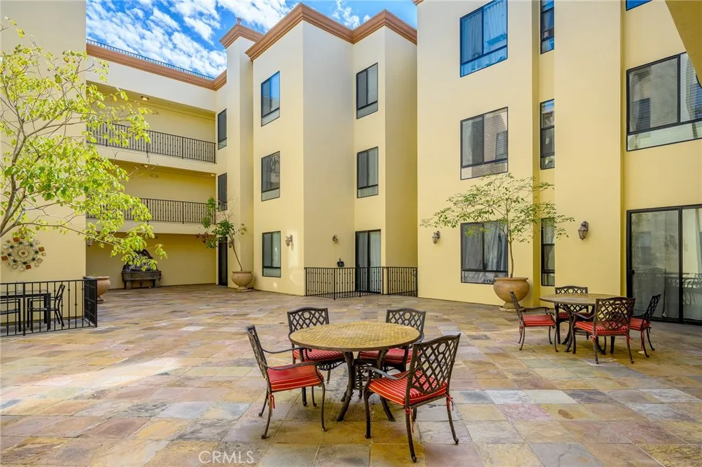 Additional image 26 of 6938 Laurel Canyon Blvd Unit 101, North Hollywood, CA 91605