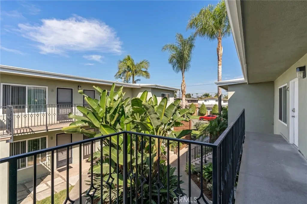 Additional image 17 of 271 16th Pl Unit D, Costa Mesa, CA 92627