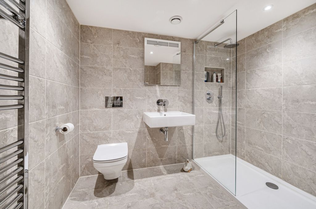 Additional image 11 of 2 bed flat for saleMaritime Square, Plymouth, Devon PL1