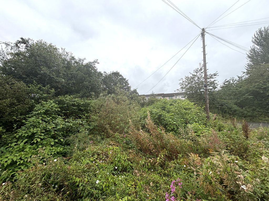 Land for salePlot At Bridge End, Shotts, Lanarkshire ML7 photo 2