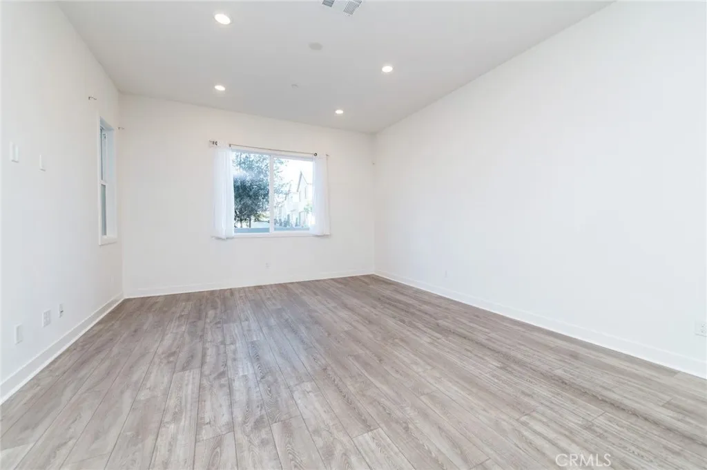 Additional image 46 of 107 Zawn, Irvine, CA 92618